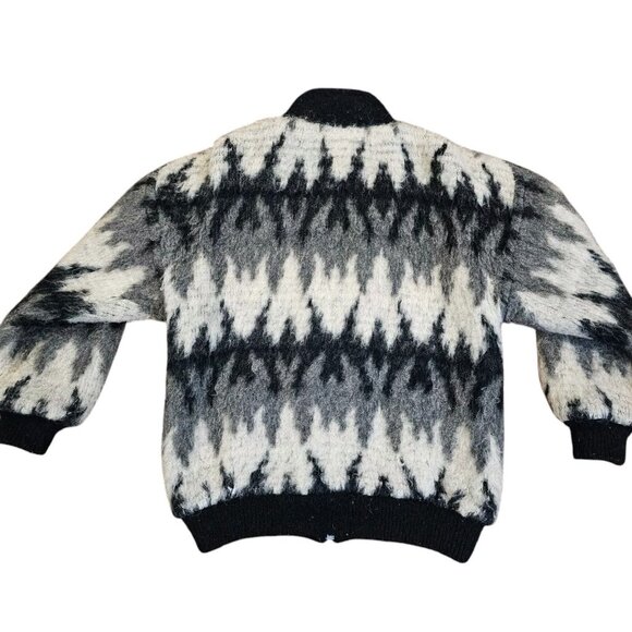 Vintage Spelana Womens Coat Scandinavian Fuzzy WOOL Size‎ M Chevron Black White - Picture 7 of 13